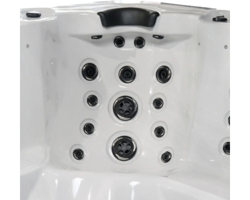 Detailansicht eines Whirlpools mit Düsen