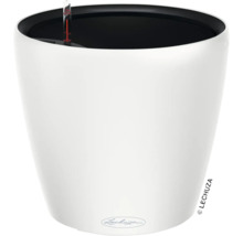 Weißer Pflanztopf mit Wasserstandsanzeige