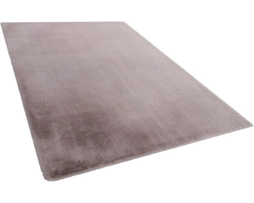 Rechteckiger Teppich aus textilem Material