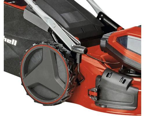 Detailansicht eines Rasenmähers mit Fangkorb