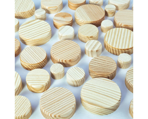 Holzstopfen in verschiedenen Größen