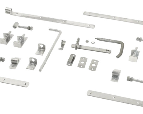 Verschiedene Metallbeschläge für Gartentore