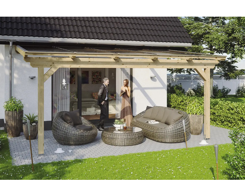 Terrassenüberdachung SKAN HOLZ Ancona 541x250 cm natur Überdachte Terrasse mit Gartenmöbeln und Paar im Gespräch