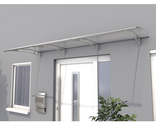 Haustürvordach aus Polycarbonat und Metall an einer Hauswand montiert.
