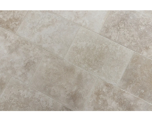 Verlegung von Bodenfliesen im Innenbereich