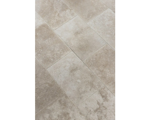 Verlegtes Steinzeugfliesenmuster