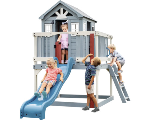 Spielhaus mit Rutsche und Leiter für Kinder im Garten