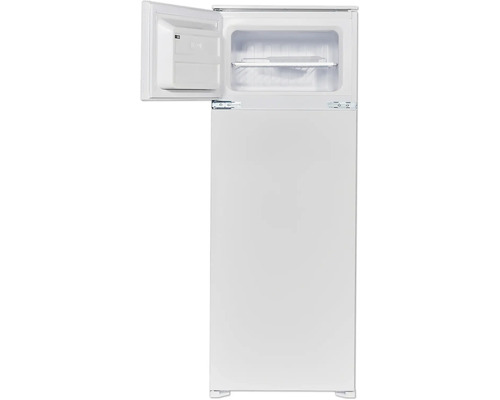 Freistehender Kühlschrank mit geöffneter Gefrierfachtür