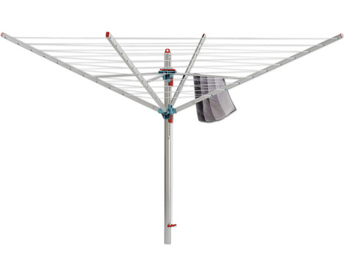 Drehflügelwäscheständer mit Wäsche