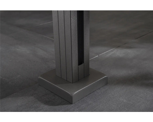 Detailansicht eines Pavillonpfostens mit quadratischer Basis