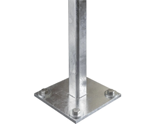 Pfostenanker aus Metall mit quadratischer Grundplatte und Schrauben