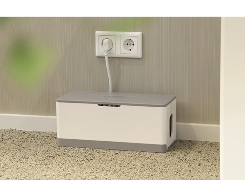 Kabelbox zur Aufbewahrung von Kabeln mit Steckdose und Stecker