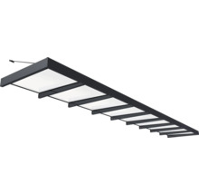Vordach mit Paneelen