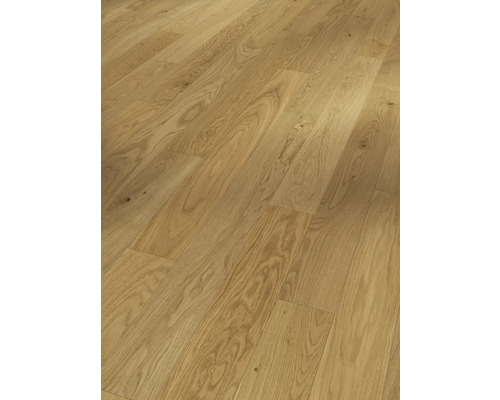 Verlegter Parkettboden aus Holz