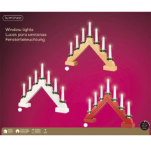 Drei Fensterleuchten aus Holz mit sieben LED Kerzen