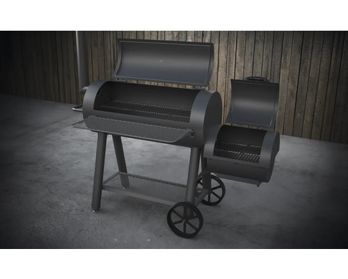 Grillwagen mit offener Abdeckung und seitlicher Feuerbox