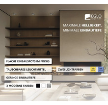 Wohnzimmer mit Regalen und Eglo Einbauspots zur Deckenbeleuchtung