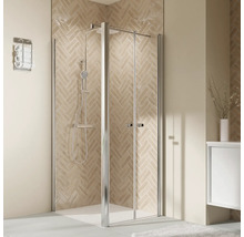 Duschkabine mit Dusche und Armatur im Badezimmer