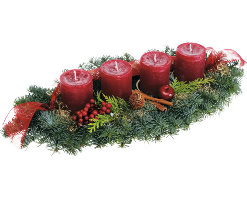 Adventsgesteck Tischgesteck L 50 B 22 cm H ca. 11 cm inkl. 4 Rustik Kerzen Ø 6 cm H 8 cm altrot Adventskranz mit vier roten Kerzen, Tannenzweigen, Dekorationen und Schleife