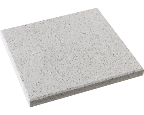 Graue Terrassenplatte aus Beton