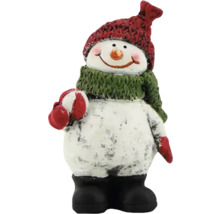 Schneemannfigur mit Mütze und Schal als Weihnachtsdekoration