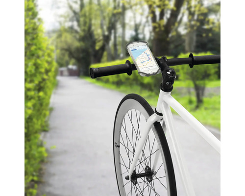 Fahrrad mit Smartphonehalterung am Lenker zur Navigation