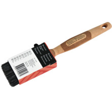 Lackierpinsel mit Holzgriff