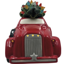 Dekoratives rotes Auto mit Weihnachtsbaum und Lichtern