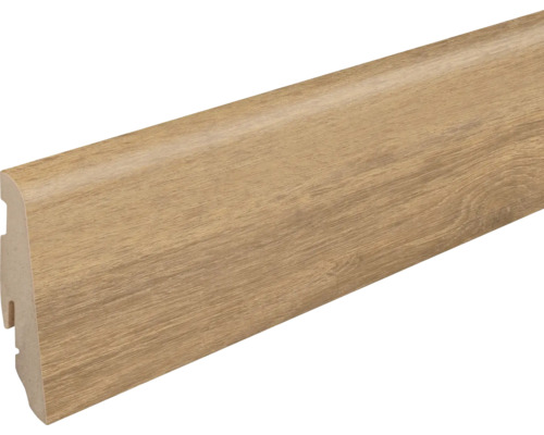 Fußleiste in Holzoptik
