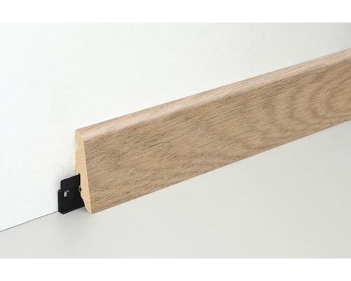 Sockelleiste aus Holz mit Befestigungsclip