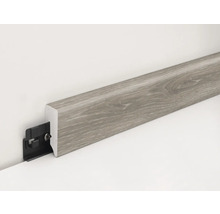 Sockelleiste mit Holzstruktur und Befestigungsclip