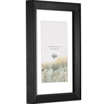 Schwarzer Bilderrahmen mit Passepartout