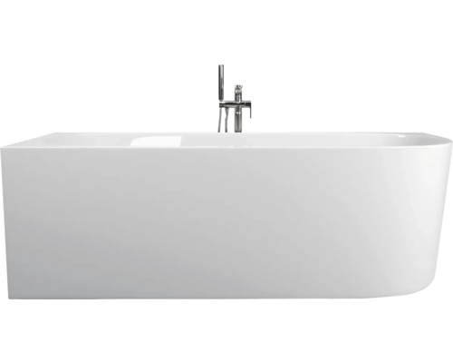 Freistehende Badewanne mit Armatur