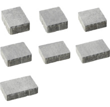 Sieben graue Pflastersteine aus Beton