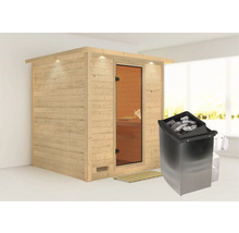 Sauna aus Holz mit Saunaofen und Steinen