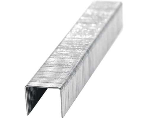 Nahaufnahme von Heftklammern aus Metall