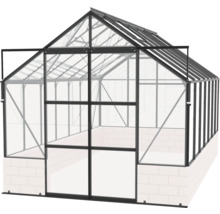 Gewächshaus mit Glaswänden und Aluminiumrahmen