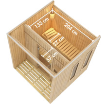 Innenansicht einer Holzsauna mit den Maßen 133 mal 204 Zentimeter