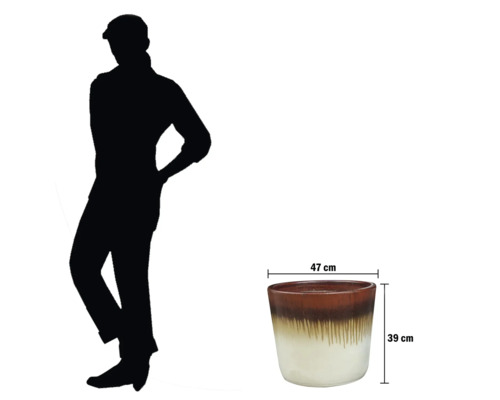 Blumentopf mit den Maßen 47 mal 39 Zentimeter zur Verwendung im Garten