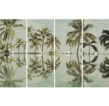 Vierteilige Fototapete mit Palmenmotiven und Spiegelung im Wasser.