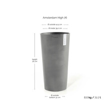 Grauer hoher Pflanzkübel ECOPOTS Amsterdam High 76 mit Maßen: Höhe 76 Zentimeter, Außendurchmesser 41,5 Zentimeter, Volumen 72,7 Liter.