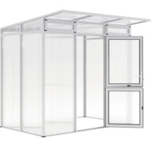 Gewächshaus mit geöffnetem Fenster