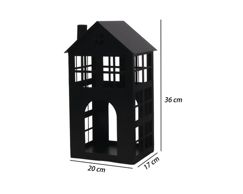 Schwarze Laterne in Hausform aus Metall mit Fenster-Aussparungen und Schornstein, Höhe 36 Zentimeter, Breite 20 Zentimeter, Tiefe 17 Zentimeter.