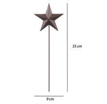Gartenstecker Metallstern braun mit einer Höhe von 35 Zentimeter und einer Breite von 9 Zentimeter.