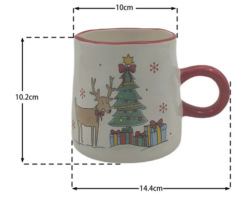 Weihnachtstasse aus Keramik mit Rentier- und Tannenbaum-Motiv, Höhe 10,2 Zentimeter, Breite 14,4 Zentimeter, Durchmesser 10 Zentimeter.
