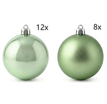 Set aus 20 Weihnachtskugeln in Salbeigrün bestehend aus 12 glänzenden und 8 matten Kugeln.