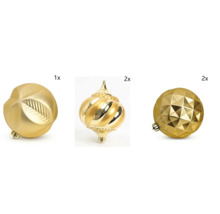 Goldene Christbaumkugeln im Set mit Blattmuster, Spiralform und geometrischen Facetten.