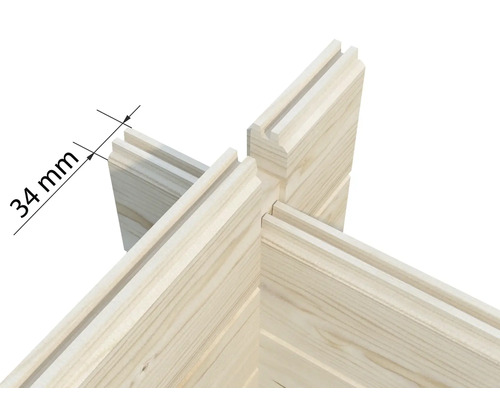 Detailansicht einer Eckverbindung aus Holzbohlen mit einer Wandstärke von 34 Millimetern.