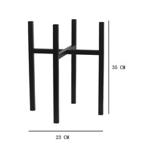 Stabiler Blumenständer aus Metall mit 35 Zentimeter Höhe und 23 Zentimeter Breite zur Präsentation von Pflanzen.