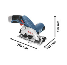 Bosch Akku-Kreissäge mit den Massen 279 mm Länge, 156 mm Höhe und 157 mm Breite.